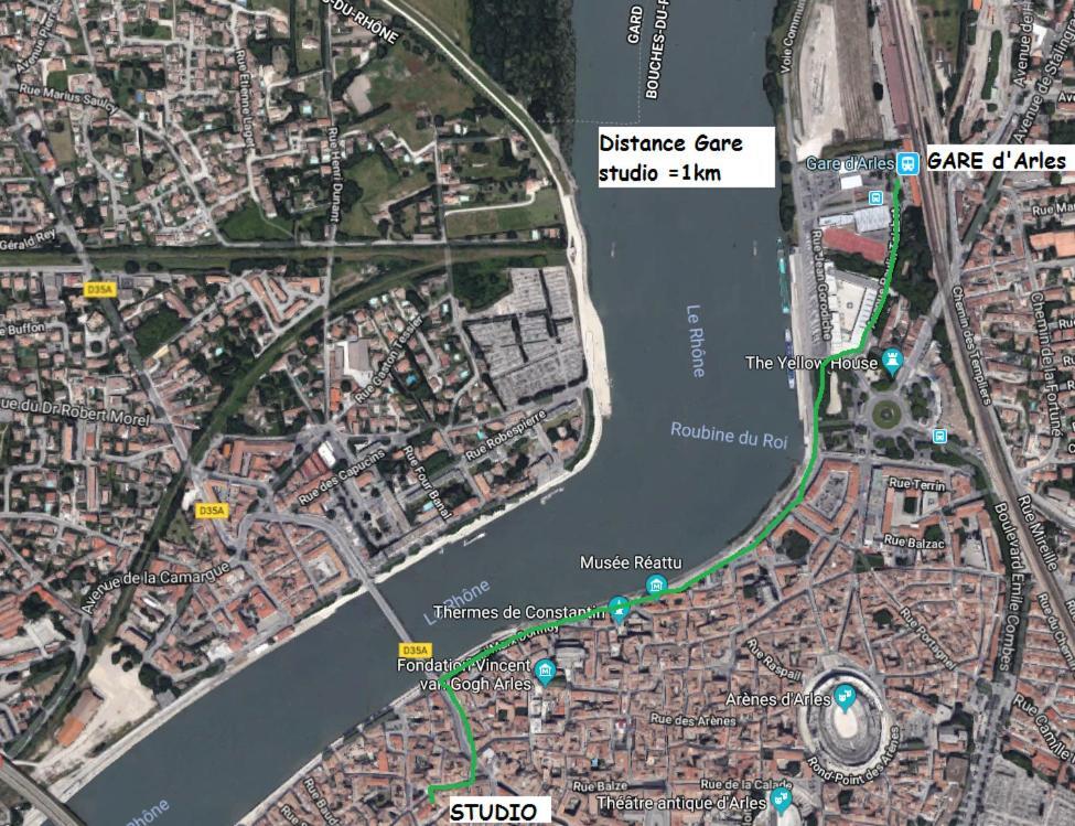 Studio Climatise, La Cloison อาร์ลส์ ภายนอก รูปภาพ